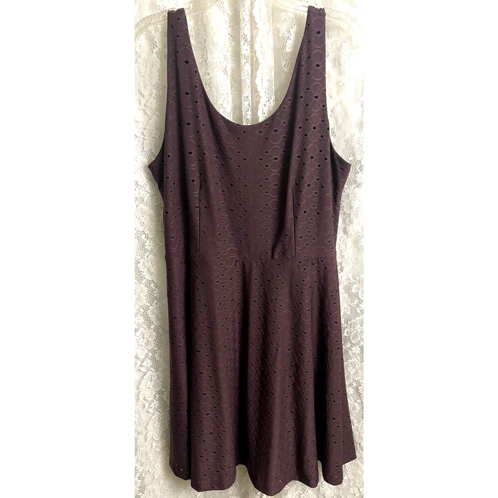 Loft Outlet Women's Large Purple Eyelet Cutout Back Dress